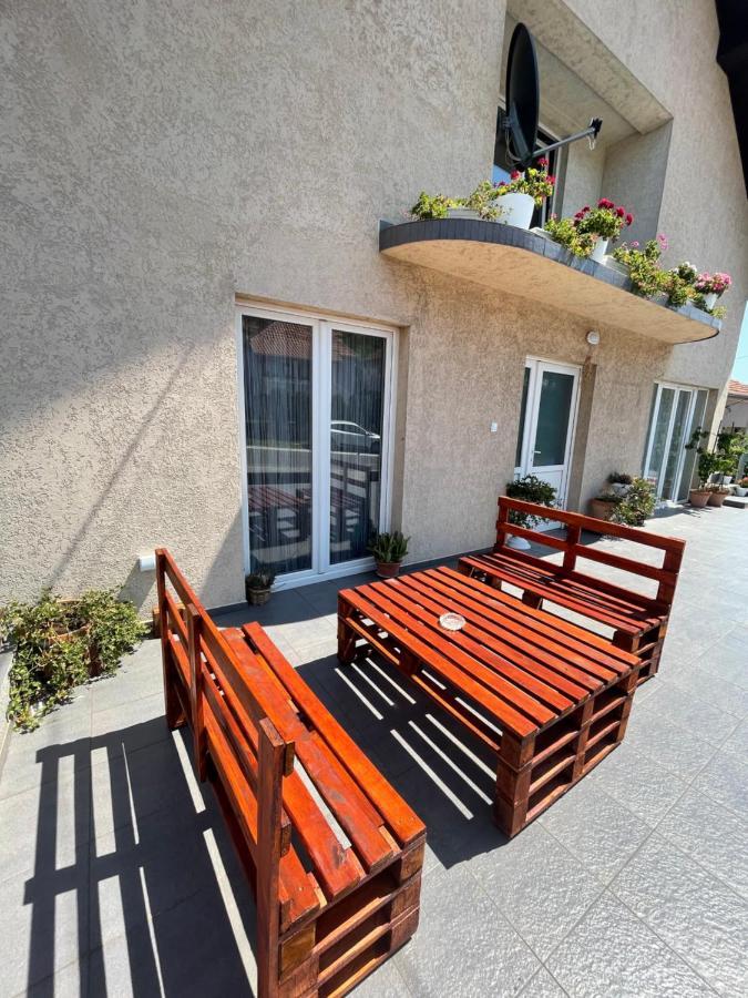 Stan Na Dan Oplenac Apartment Topola Exterior photo